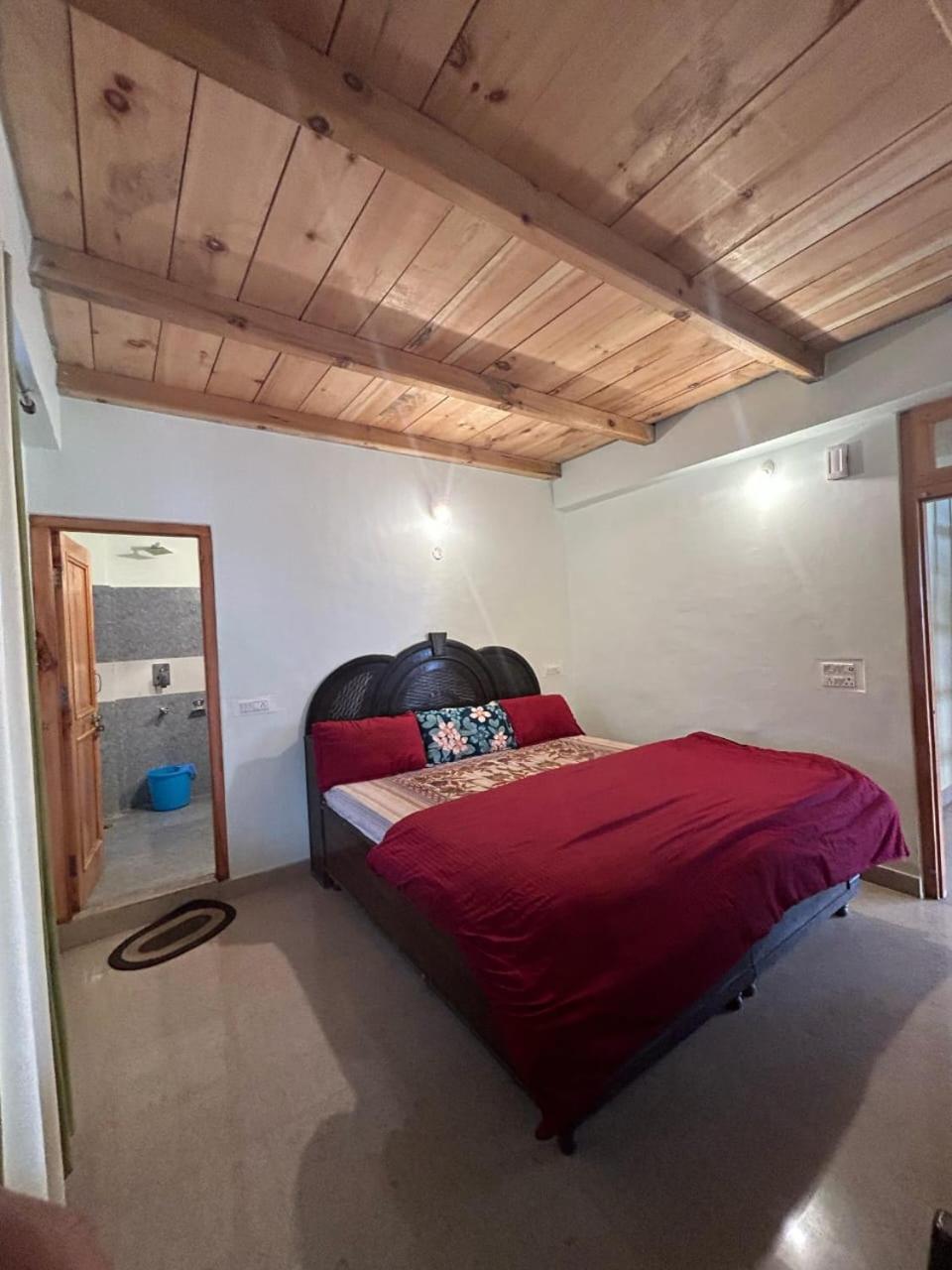 New Brahma Cafe Guest House Kalgha Cameră foto